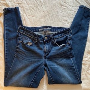 🔥 mid rise skinny jeans